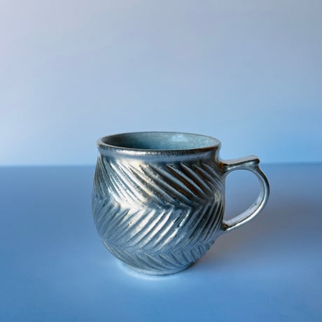 TN−92 谷井直人　銀彩しのぎビードロマグカップ　Silver-Glazed Shinogi Bidoro Mug