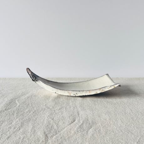 T−121 辻村史朗　粉吹三角皿大　共箱付　Shiro Tsujimura Large Kofuki Triangular Plate