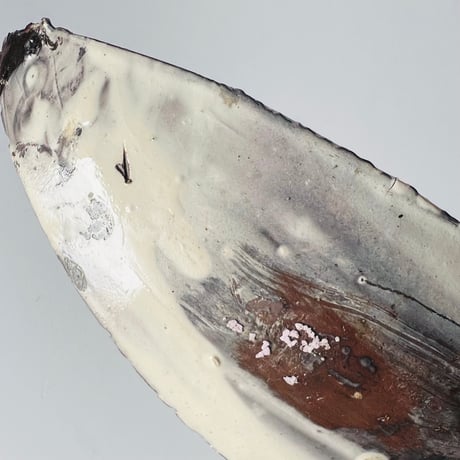 T−121 辻村史朗　粉吹三角皿大　共箱付　Shiro Tsujimura Large Kofuki Triangular Plate