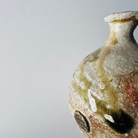 F−12 古谷和也　伊賀徳利　Kazuya Furutani – Iga Tokkuri (Sake Bottle)