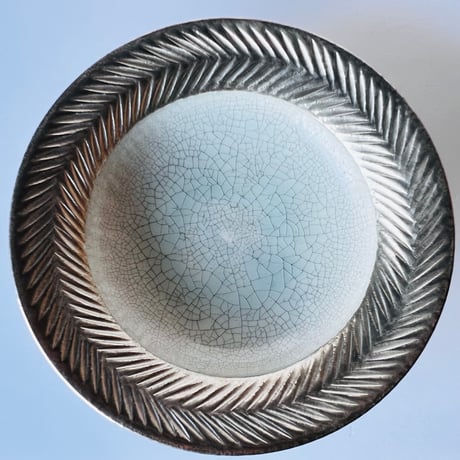 TN−104 谷井直人　銀彩しのぎリム皿　Silver-Glazed Shinogi Bidoro Rim Plate