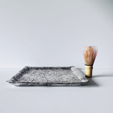 TN−123 谷井直人　銀泥正角平皿 Naoto Tanii Silver Slip Square Plate