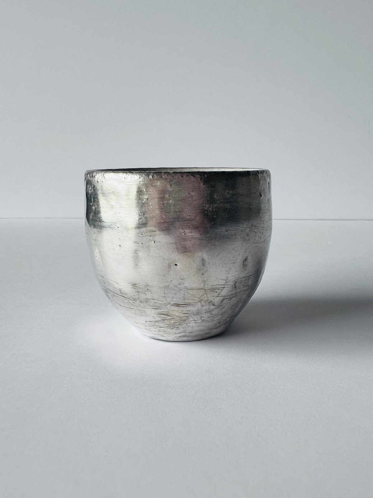 TNー73 谷井直人 銀彩ビードロ杯 Naoto Tanii – Silver-Glazed
