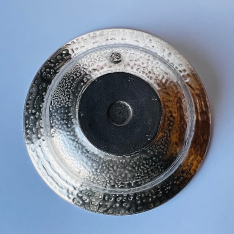 TN−104 谷井直人　銀彩しのぎリム皿　Silver-Glazed Shinogi Bidoro Rim Plate