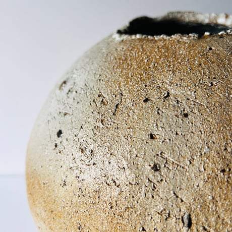 Oー34 大平新五　信楽大壺　Shingo Ohira: Large Shigaraki Vase