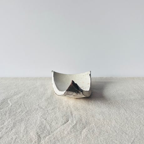 T−121 辻村史朗　粉吹三角皿大　共箱付　Shiro Tsujimura Large Kofuki Triangular Plate