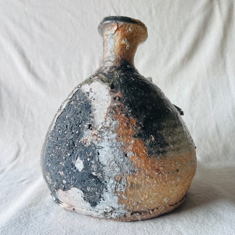 T−114　辻村史朗　伊賀花入　共箱付　Shiro Tsujimura Iga Flower Vase