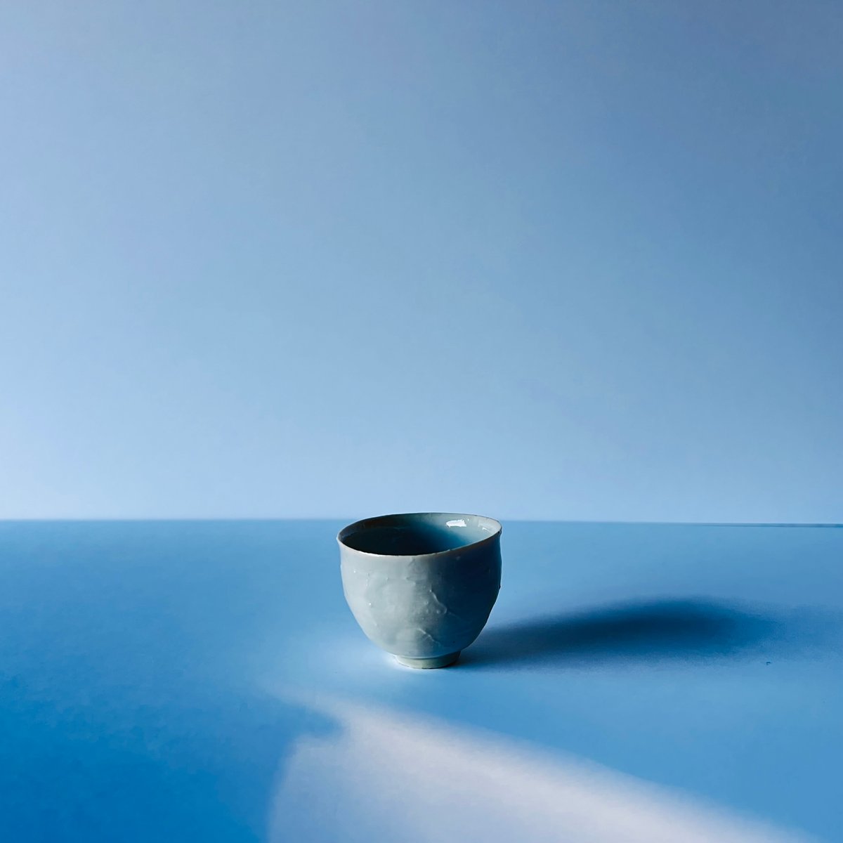 Tー92 辻村史朗 磁土ぐい呑 共箱有 Shiro Tsujimura Porcelain c