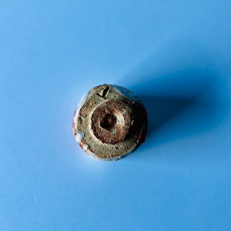 T−17 辻村史朗　志野ぐい呑　共箱付　Shiro Tsujimura Shino sake cup
