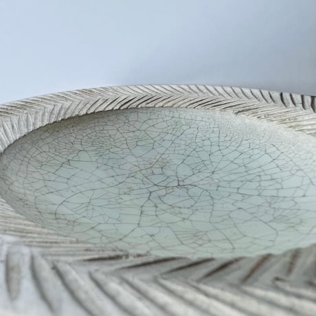 TNー67 谷井直人　銀彩ビードロしのぎリム皿大　Naoto Tanii – Silver-Glazed Bidoro Shinogi Rim Plate (Large)