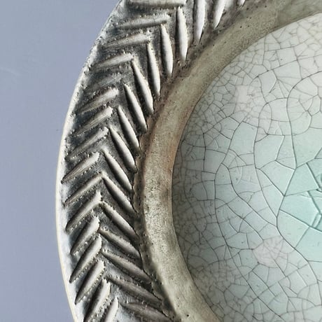 TNー65 谷井直人　銀彩ビードロしのぎリム皿　Naoto Tanii – Silver-Glazed Bidoro Shinogi Rim Plate
