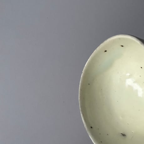 Tー37 辻村史朗　粉引きぐい呑み　共箱付 Shiro Tsujimura, Kohiki Sake Cup, with box