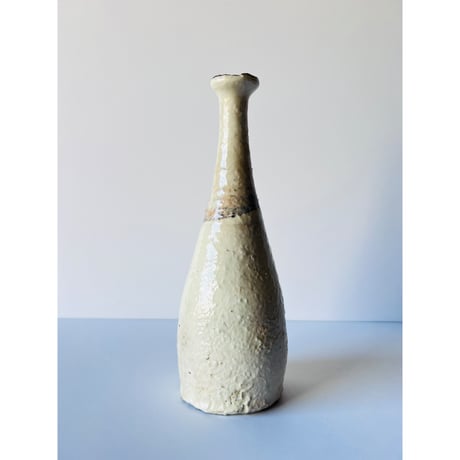 T−103 辻村史朗　粉吹つる首花入　共箱有　Shiro Tsujimura Kohiki Tsurukubi Hanaire (Kohiki Long-neck Flower Vase)