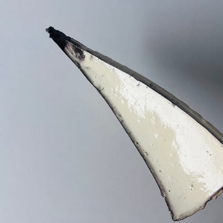 T−119 辻村史朗　粉吹三角皿  共箱付　Shiro Tsujimura Kofuki Triangular Plate