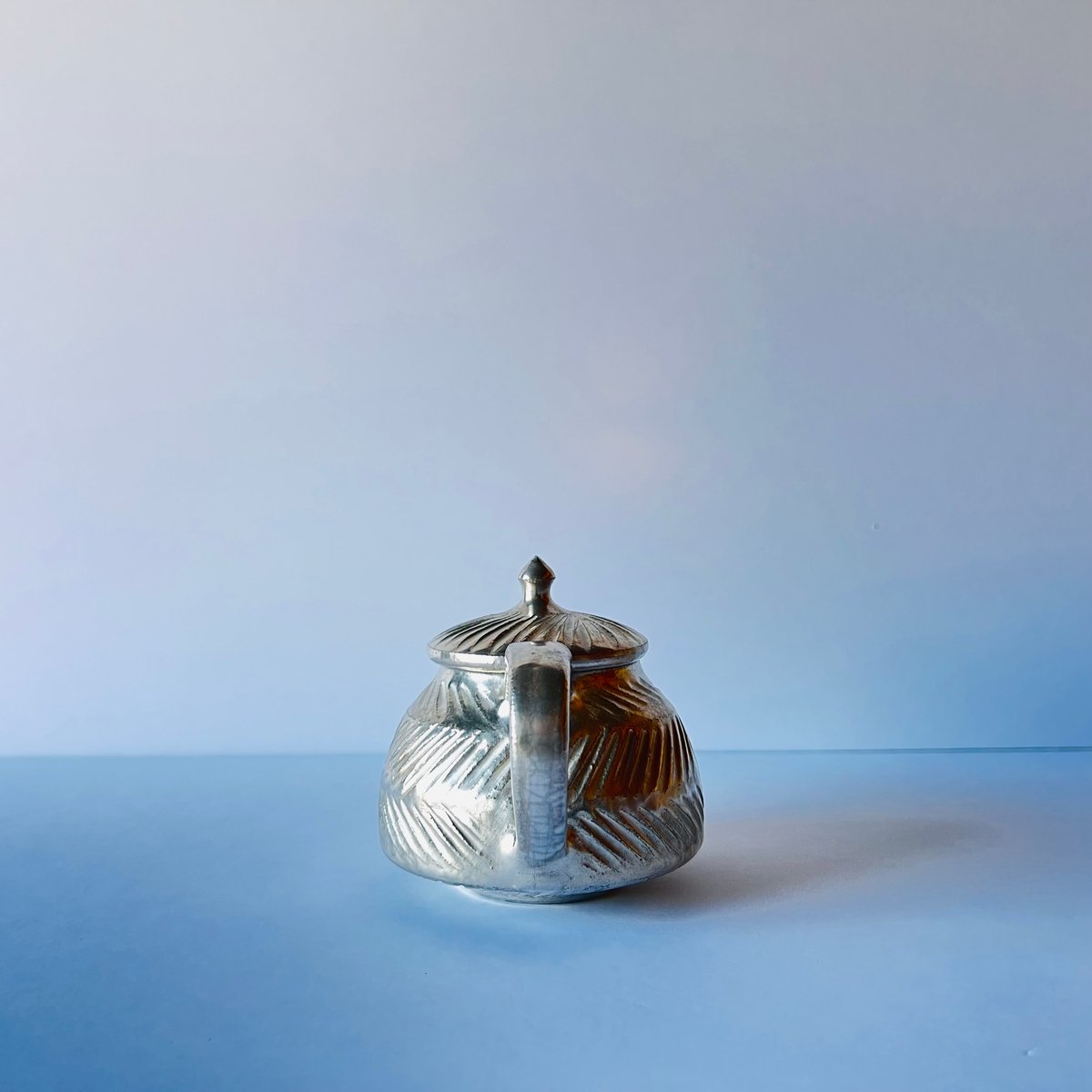 TN−95 谷井直人 銀彩しのぎポット Silver-Glazed Teapot | GARA