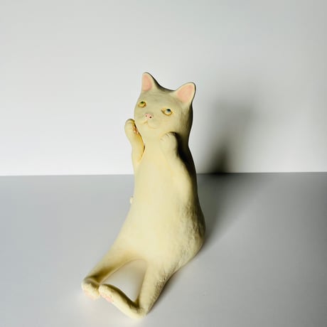 KMー2 鍵谷雅美　悩める猫　    Masami Kagiya Odd-Eyed White Cat