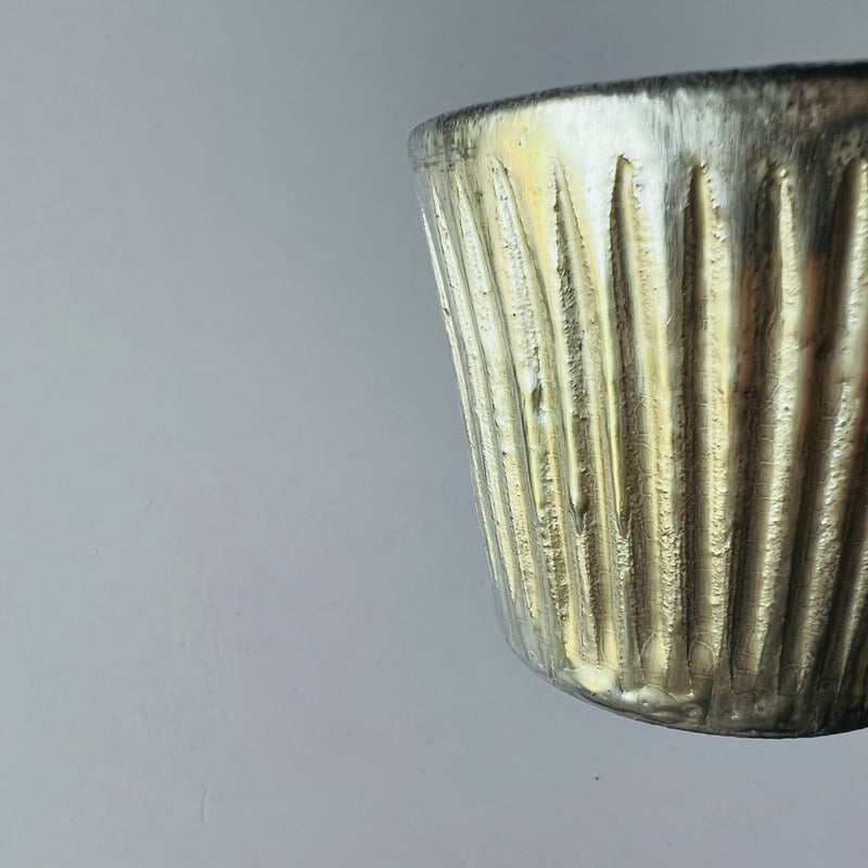 TN−121 谷井直人 銀彩しのぎ湯呑み Naoto Tanii Silver Glaze S