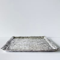 TN−123 谷井直人　銀泥正角平皿 Naoto Tanii Silver Slip Square Plate
