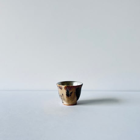 TN−127 谷井直人　銀彩黒流杯 Naoto Tanii Silver Glaze Black Flow Guinomi