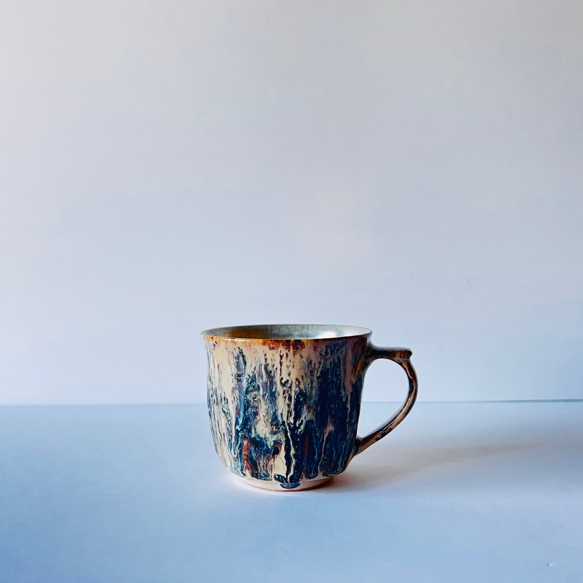 TNｰ84 谷井直人 銀彩黒流マグカップ Silver-Glazed Black Drip M