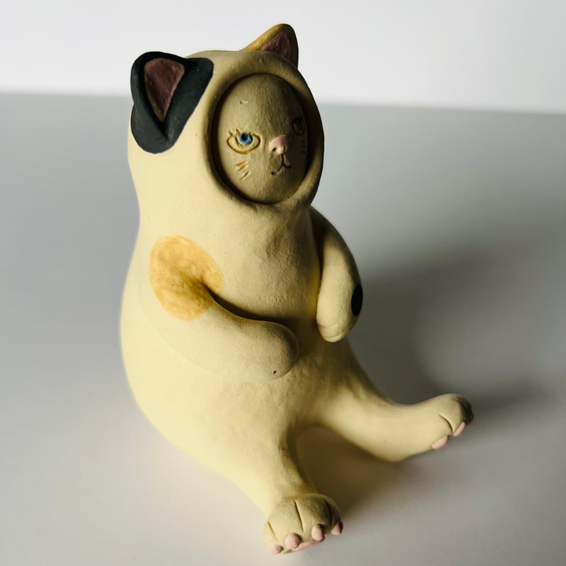 KMー7 鍵谷雅美 ぶちの着ぐるみの白猫 Masami Kagitani White
