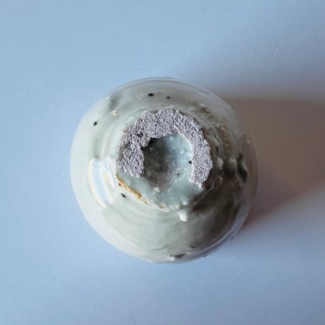 Tー90 辻村史朗　磁土ぐい呑　共箱有　Shiro Tsujimura Porcelain clay sake cup