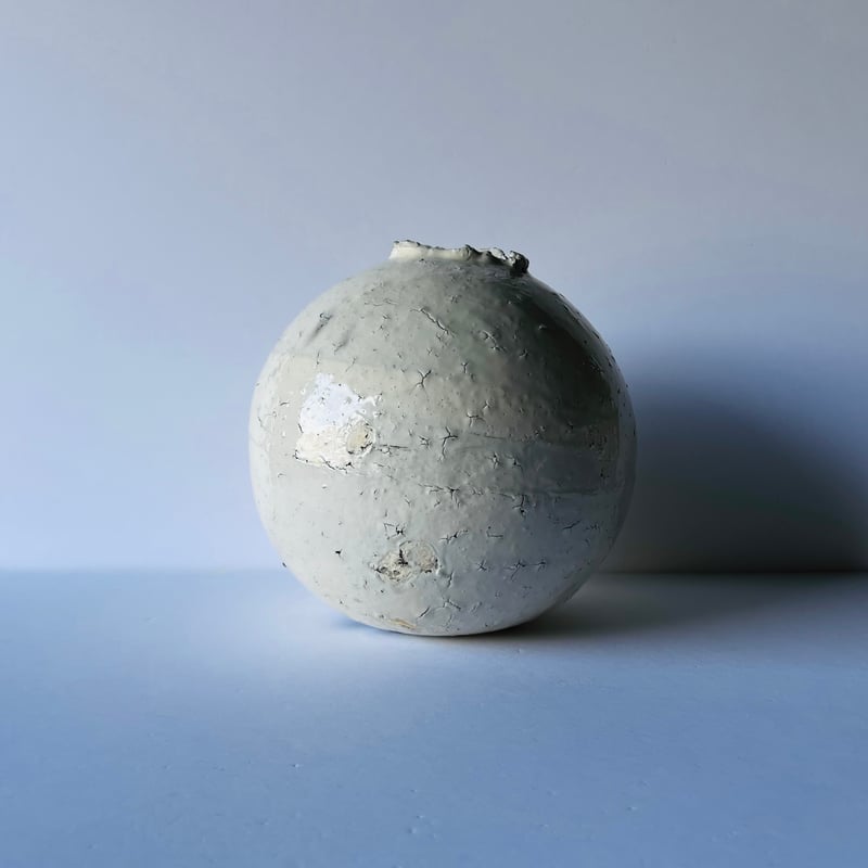 T−66 辻村史朗 粉引き丸壺 Shiro Tsujimura: Powdered Round