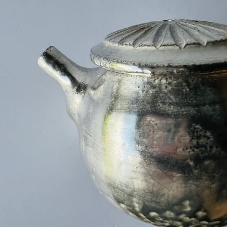 TN−34 谷井直人　銀彩ポット　TN-34 Naoto Tanii Silver-glazed pot