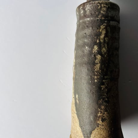 T−24 辻村史朗　一輪挿し　共箱付　T-24 Shiro Tsujimura, single flower vase, with box