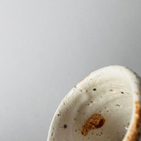 Tー38 辻村史朗　志野ぐい呑　共箱付き　Shiro Tsujimura Shino sake cup with box
