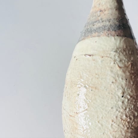 T−128 辻村史朗　粉吹つる首花入　共箱付　Shiro Tsujimura Kohiki Crane-Neck Flower Vase