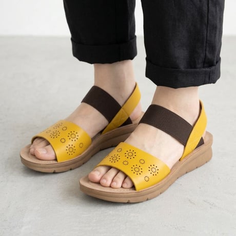 BOUQET ブーケ クッションソール パンチング オープントゥ サンダル