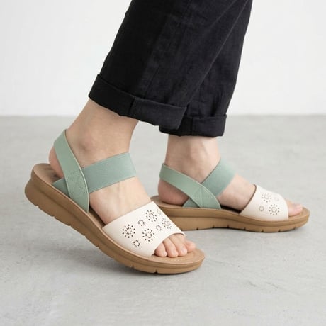 BOUQET ブーケ クッションソール パンチング オープントゥ サンダル