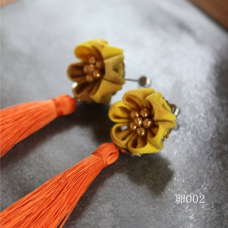 つまみ細工×バティック お花の耳飾り（3柄）