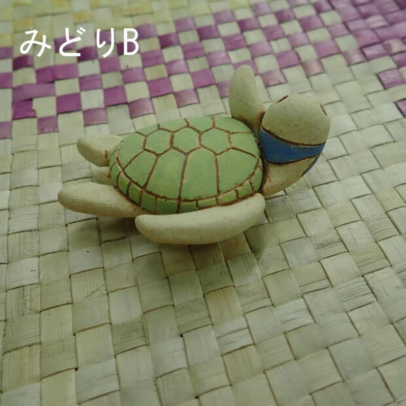 kuuミニ陶置物 招きウミガメ みどり | Marine life support 