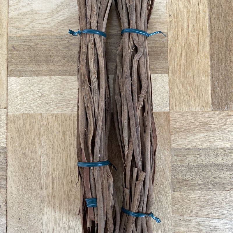 北海道産山葡萄の蔓のヒゴ5mm巾(80cm規格20本) | 山葡萄のひごTURUYA