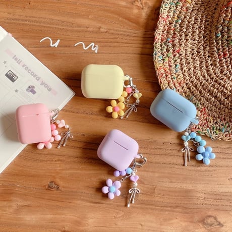 CUTECASE シリコン AirpodsPro3ケース 花キーホルダー付 Airpods4/3カバー pro2/Pro1ケース 充電口カバー付 可愛い 指紋防止CM6501