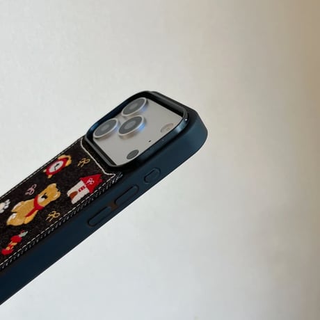 CUTECASE 刺繡熊ちゃん iPhone17Pro/17ケース デニム素材 iPhone17ProMax/16Pro/15カバー 可愛すぎ オシャレ 秋冬ファッション CM5972