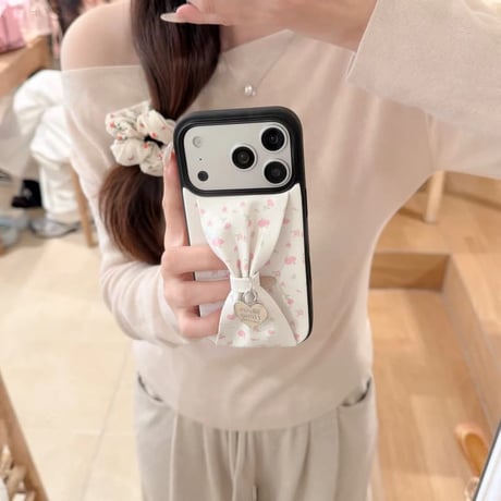 CUTECASE リボンベルト iPhone17Pro/17ケース 花柄 皮っぽ iPhone16Pro/15/14ケース 淡色系 ガーリーファッション人気品CM6085