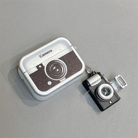 CUTECASEカメラデザイン Airpodspro2/pro1ケース チャーム付き Airpods3/2カバー 可愛い ギフトに最適CM4446