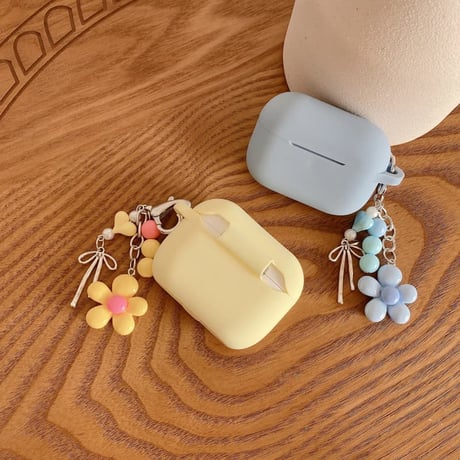 CUTECASE シリコン AirpodsPro3ケース 花キーホルダー付 Airpods4/3カバー pro2/Pro1ケース 充電口カバー付 可愛い 指紋防止CM6501