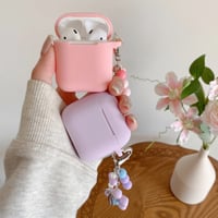 CUTECASE シリコン AirpodsPro3ケース 花キーホルダー付 Airpods4/3カバー pro2/Pro1ケース 充電口カバー付 可愛い 指紋防止CM6501