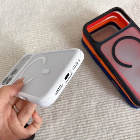 CUTECASE 指紋防止 iPhone17ProMax/17Proケース MagSafe対応 iPhone16Pro/15pro/14ケース 滑り止め加工 耐衝撃CM6344