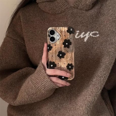 CUTECASE花柄 iPhone16/16Proケース シックなストラップ iPhone15プロ/14/13proカバー 秋冬に流行 トレンドファッション CM4871