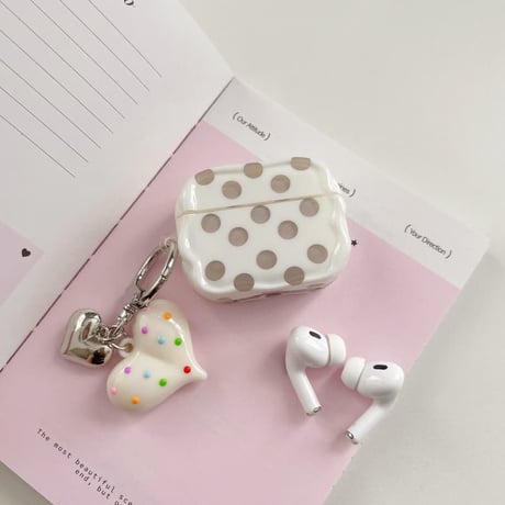 CUTECASE ハートチャーム付き AirpodsPro3ケース 水玉模様 Airpods4/3カバー pro2/Pro1ケース 可愛い 甘めコーデCM6472