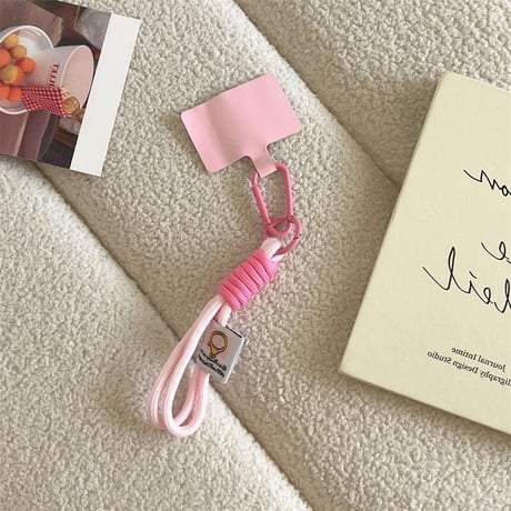 CUTECASE iPhone 15 ケース 携帯 スマホアクセサリー ストラップ付き 女性向けのかわいいデザイン！ あなたの毎日のスタイルをアップデートしましょう！C6013