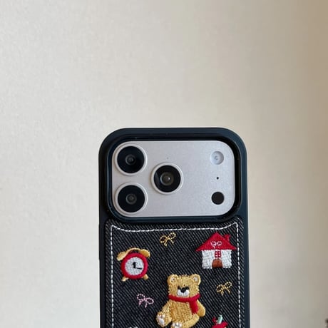 CUTECASE 刺繡熊ちゃん iPhone17Pro/17ケース デニム素材 iPhone17ProMax/16Pro/15カバー 可愛すぎ オシャレ 秋冬ファッション CM5972