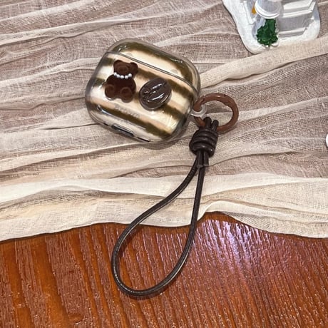 CUTECASE 熊ちゃんデコ AirPodsPro3ケース 皮ストラップ コーヒー豆 Airpods4/3ケース AirpodsPro2/Pro1カバー 茶色 横縞模様 可愛い CM5942