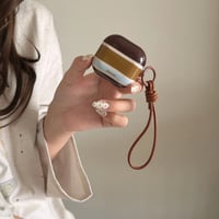 CUTECASE カラーブロッキング AirpodsPro3ケース ストライプ柄 エアポッズ4/3 AirpodsPro2/Proカバー 皮ストラップ シック ギフトにおすすめ CM6209