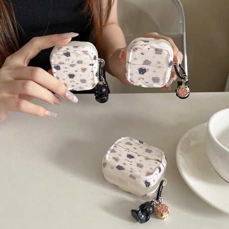 CUTECASE 黒猫ちゃん Airpods Pro3ケース CATキーホルダ Airpods 4/3カバーケース AirpodsPro2/1 かわいい CM6389